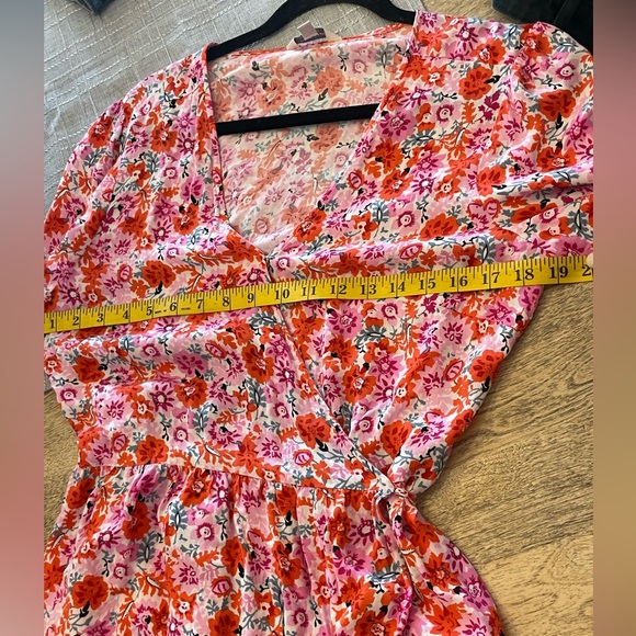 Lucky Brand 🍀 2 piece floral wrap blouse and wrap skirt - Picture 14 of 15